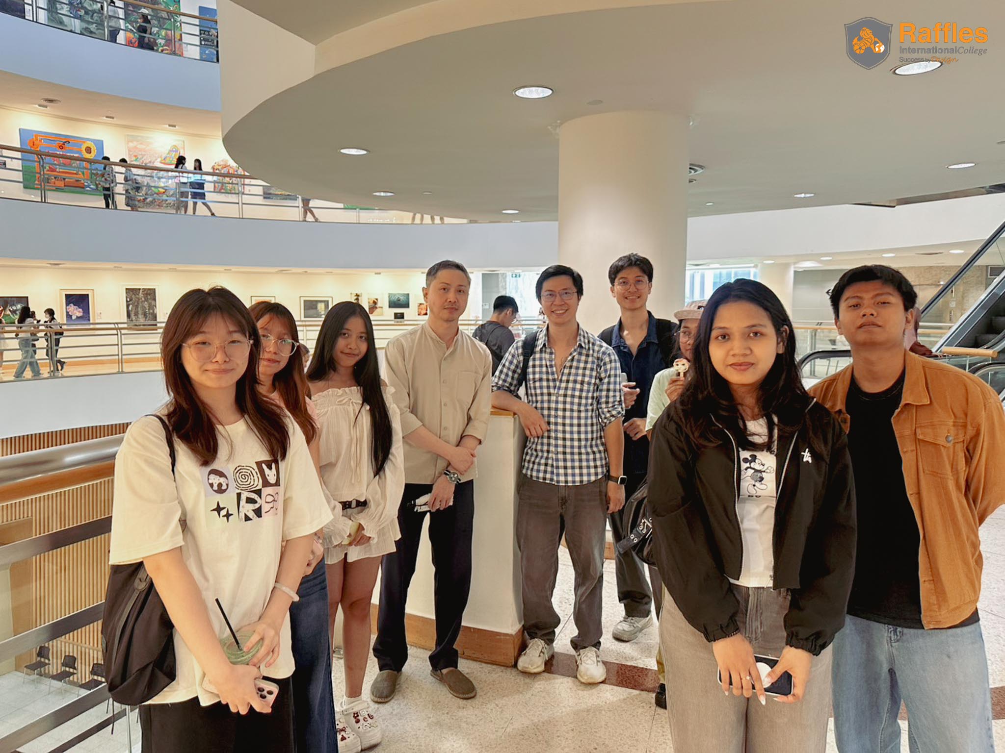 Interior Design Students at Siam Square03