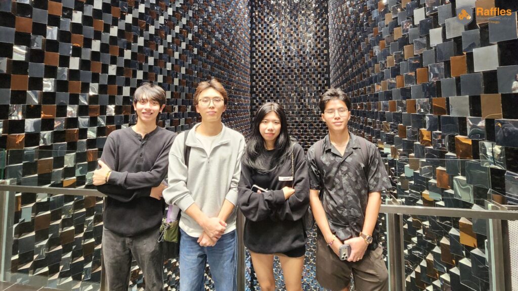 Interior Design Students Siam Shopping